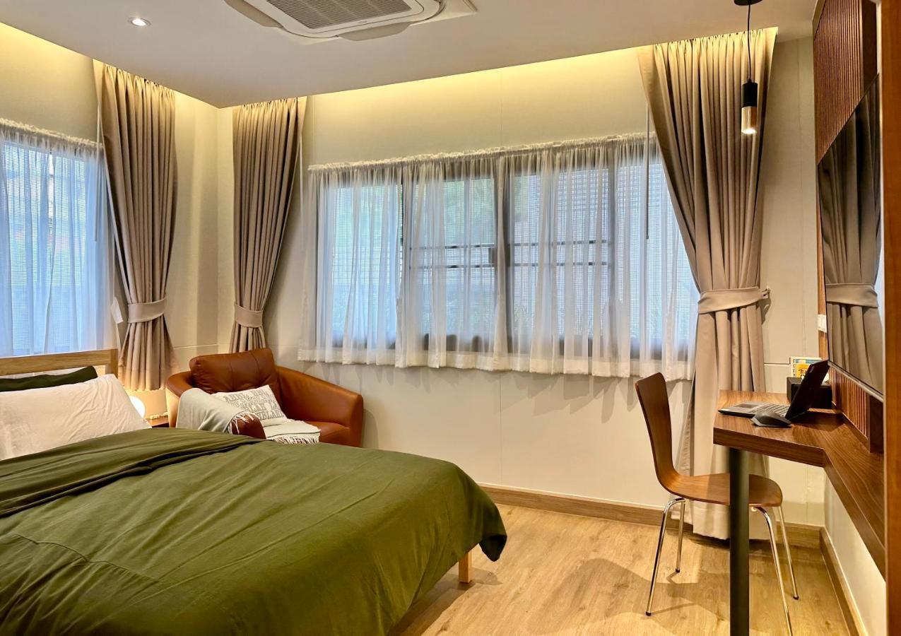 The Tangerine Guesthouse بانكوك المظهر الخارجي الصورة